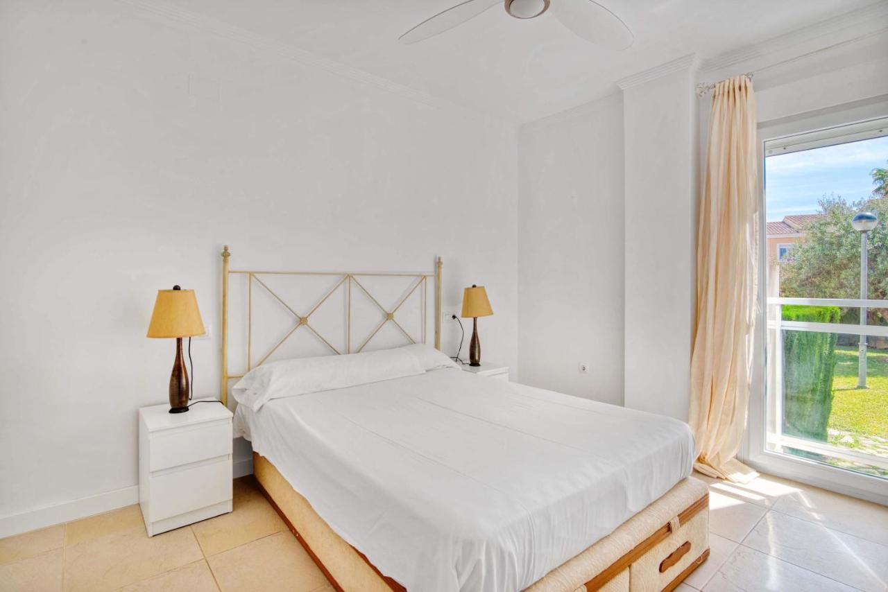 Luxury Apt, Beach, Pool Open 365 Days, Near Javea & Denia El Verger Exteriör bild